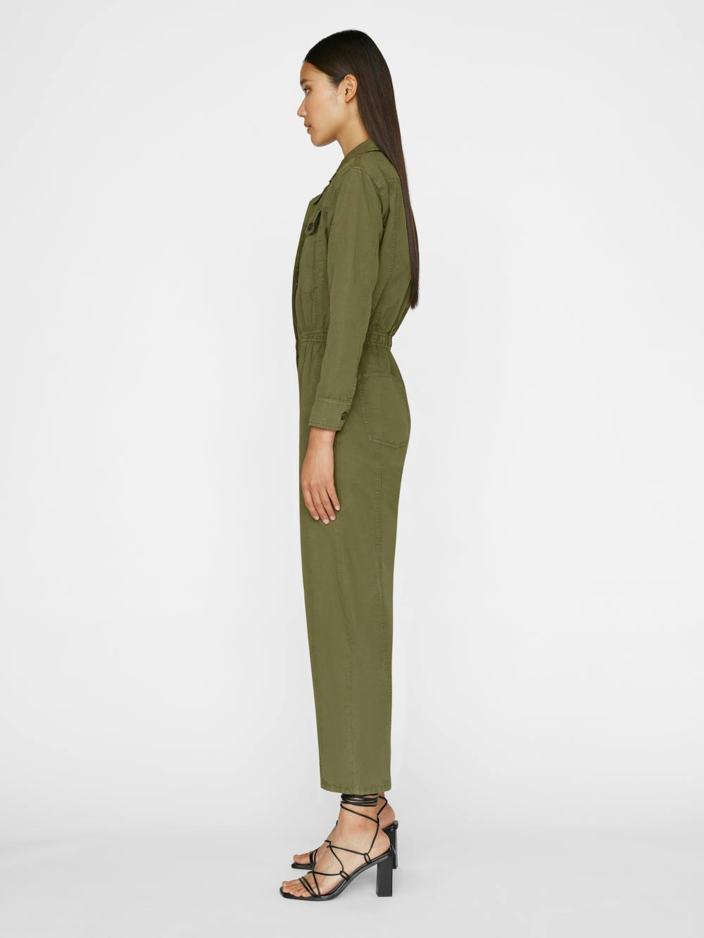 jumpsuit back view alt:fit1